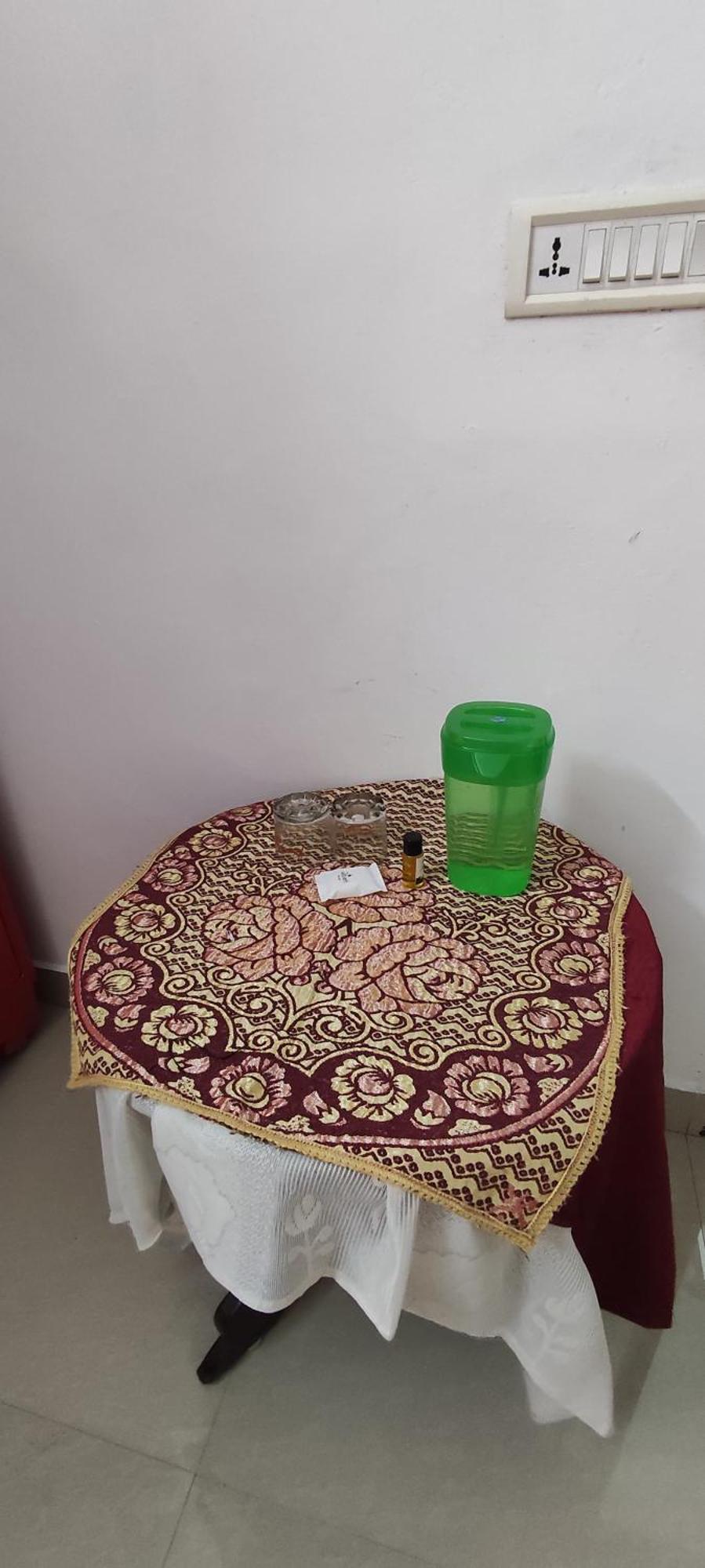 Koonamparayil Munnar Anaviratty-family Only Farm stay