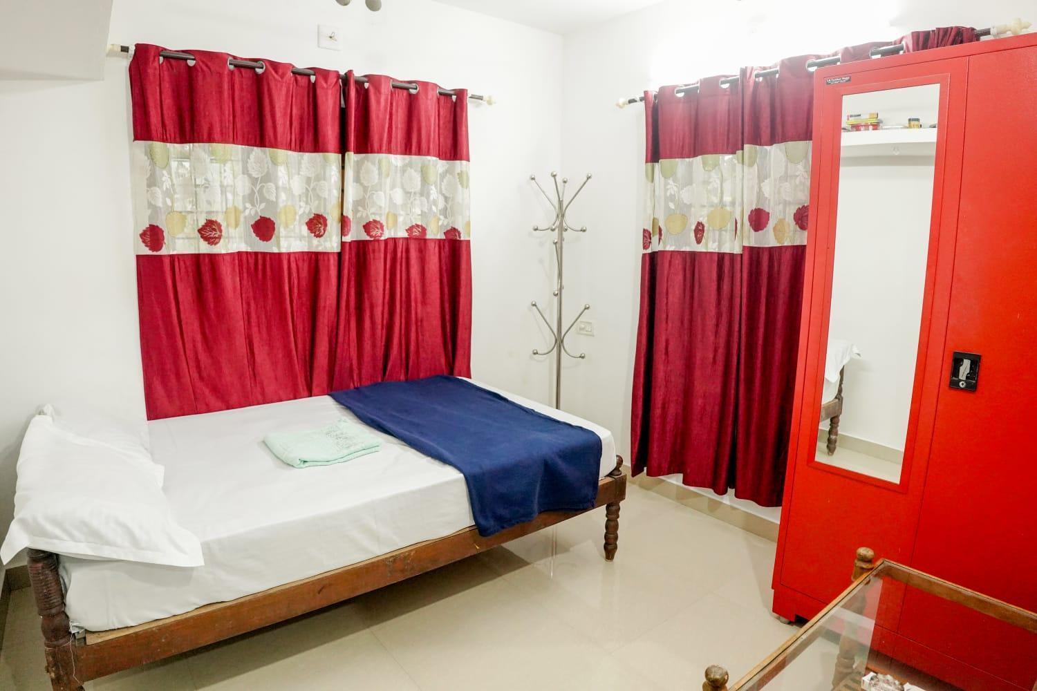 Farm stay Koonamparayil Munnar Anaviratty-family Only *